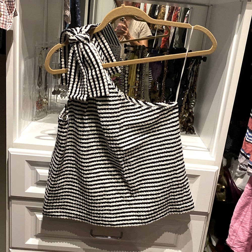 Club Monaco top